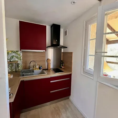 Au Milieu Des Pins A 5 Min A Pied De La Plage! Apartment Saint-Raphael (Var)