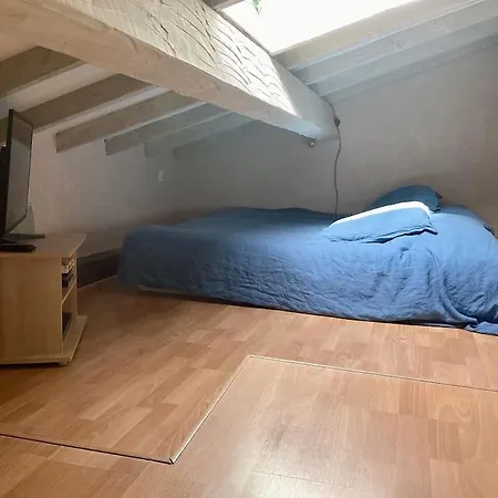 Au Milieu Des Pins A 5 Min A Pied De La Plage! Apartment Saint-Raphael (Var)